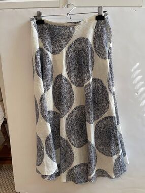 Women’s Black & White Circle Print A-Line Skirt